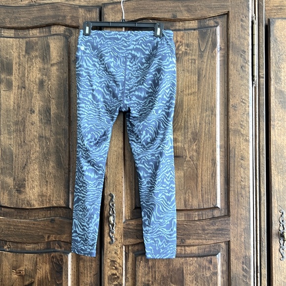 Blue on Blue leggings - Picture 2 of 3